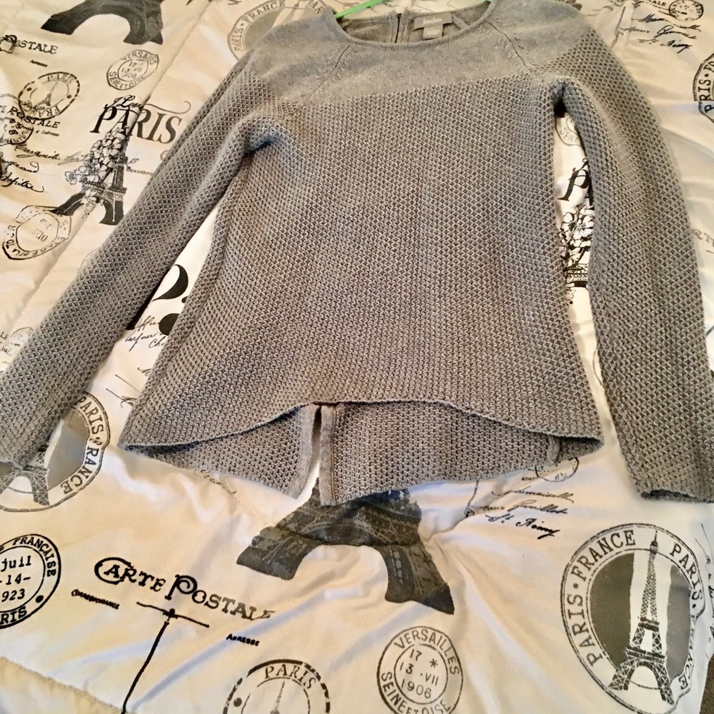 Neiman Marcus women’s sweater size small